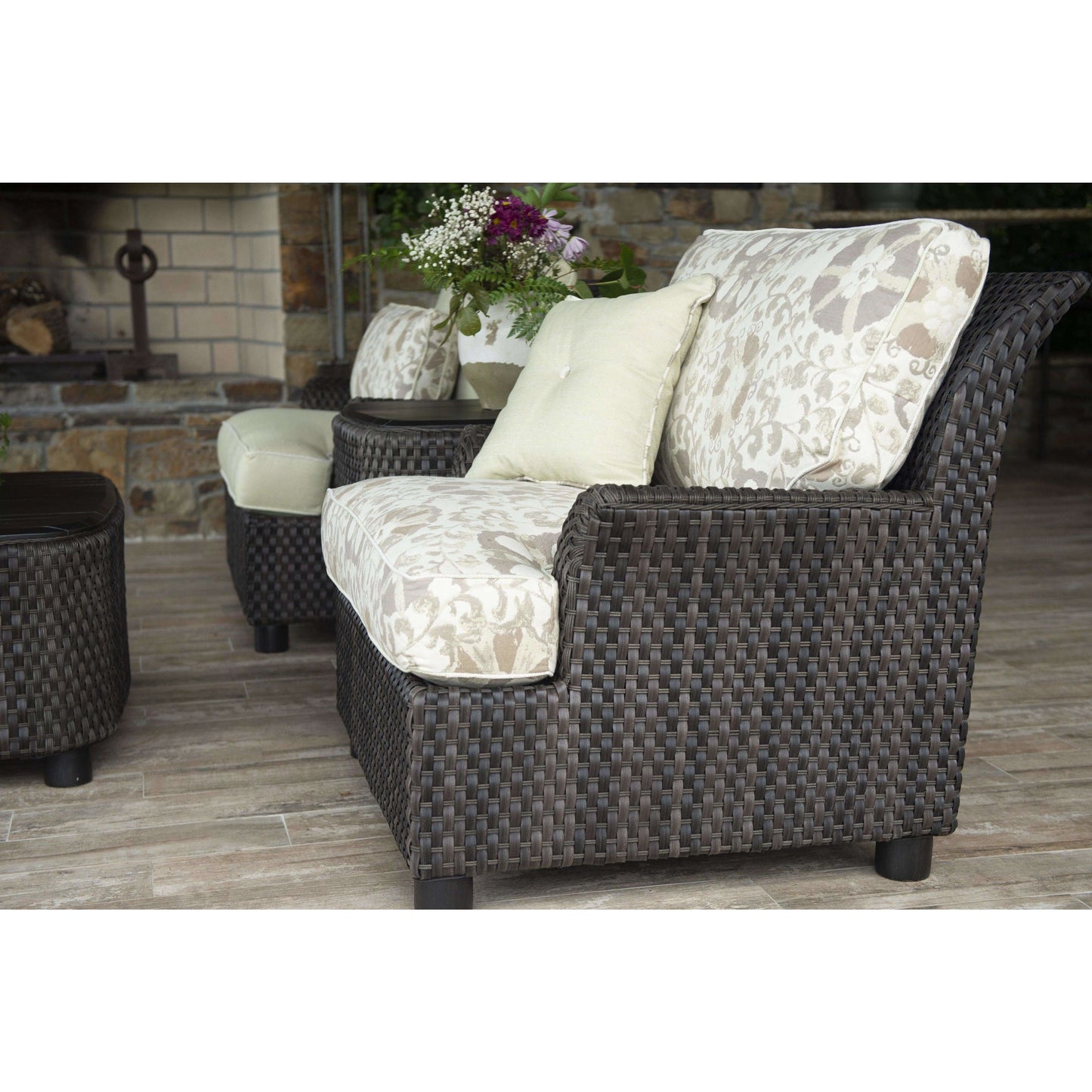 Woodard Aruba Wicker Lounge Chair S530011