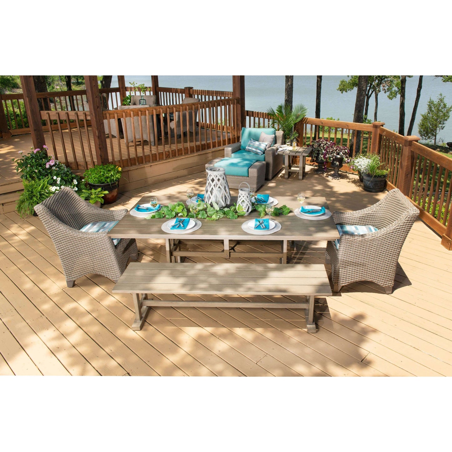 Woodard Augusta Rectangular Umbrella Table S592708