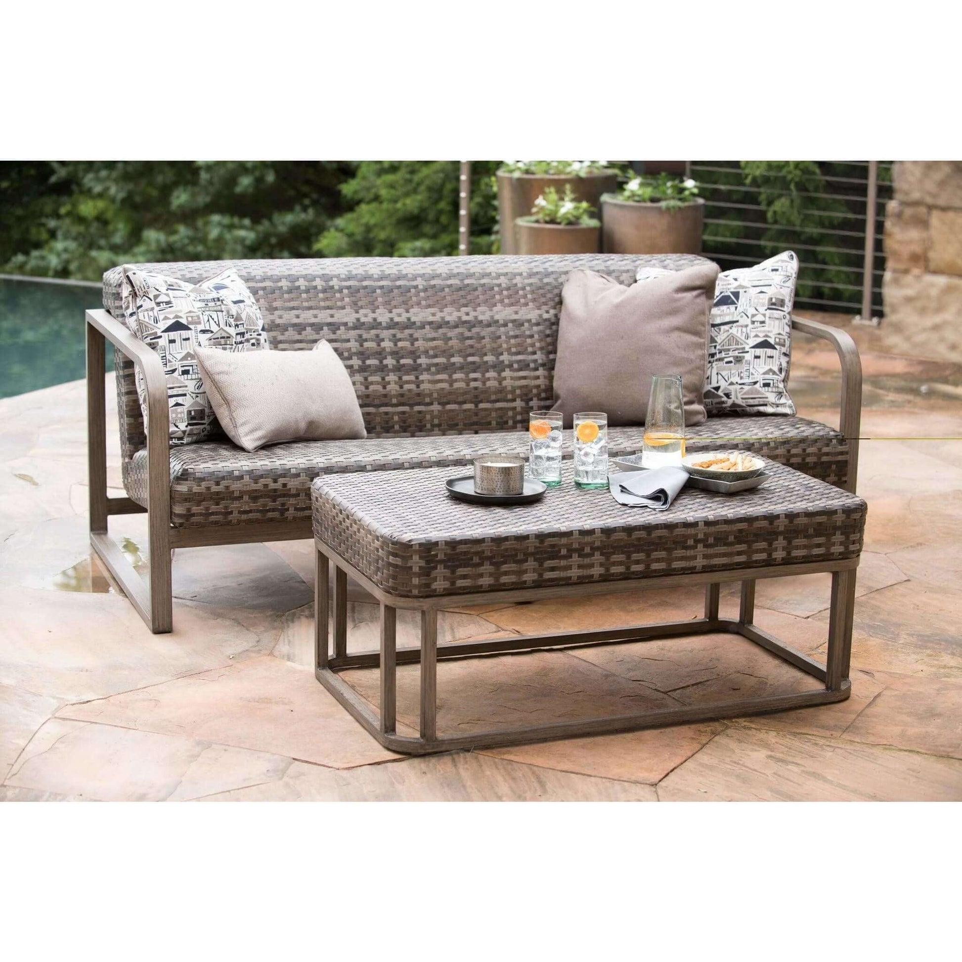 Woodard Reunion Wicker Sofa and Coffee Table Set